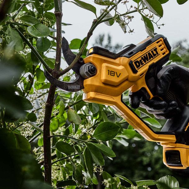 Акумулаторна ножица DeWALT DCMPP568N, 18 V